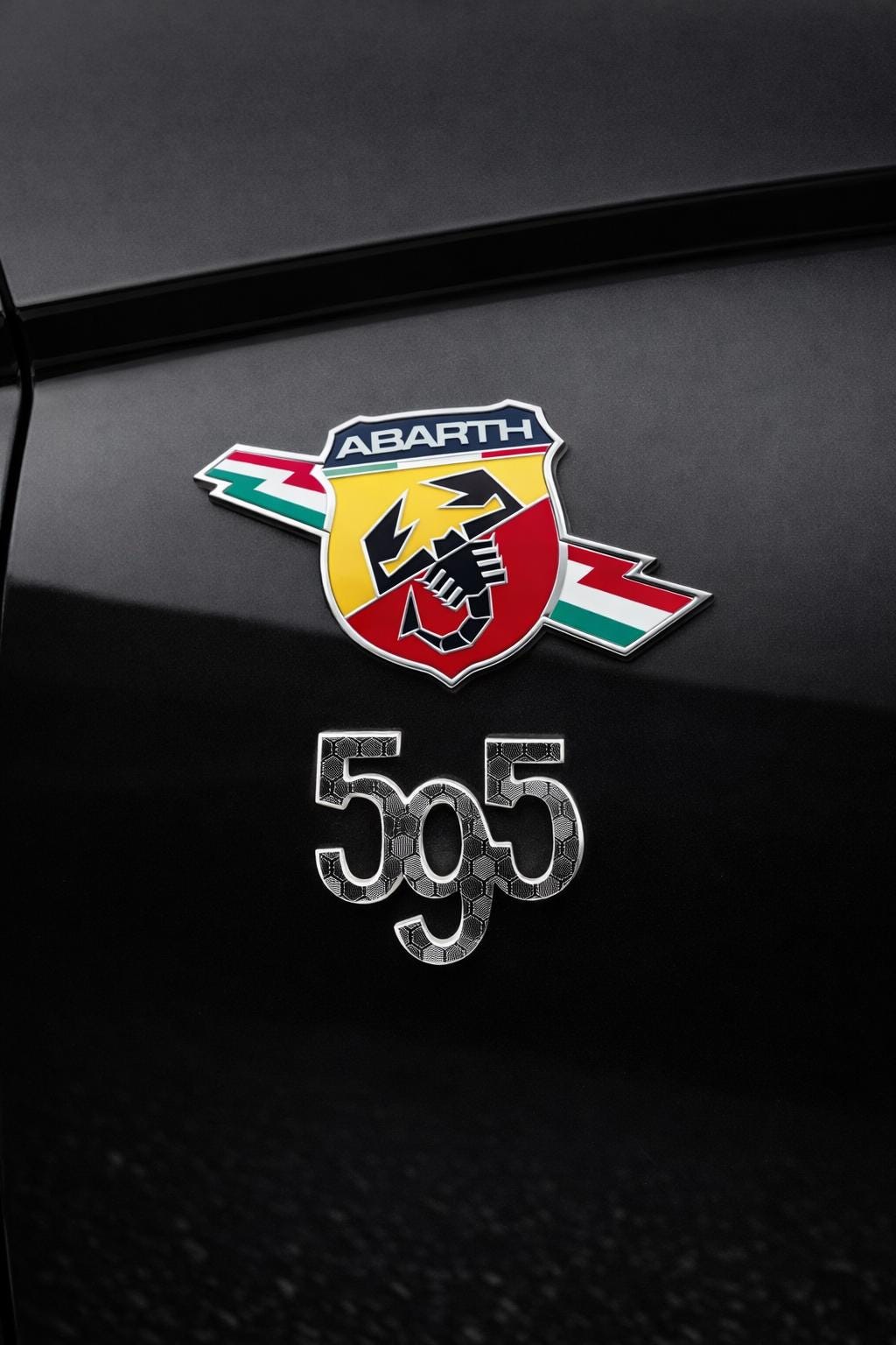 Fiat 500 Abarth 595 Emblem-Overlay Kotflügel – Wunschfarbe