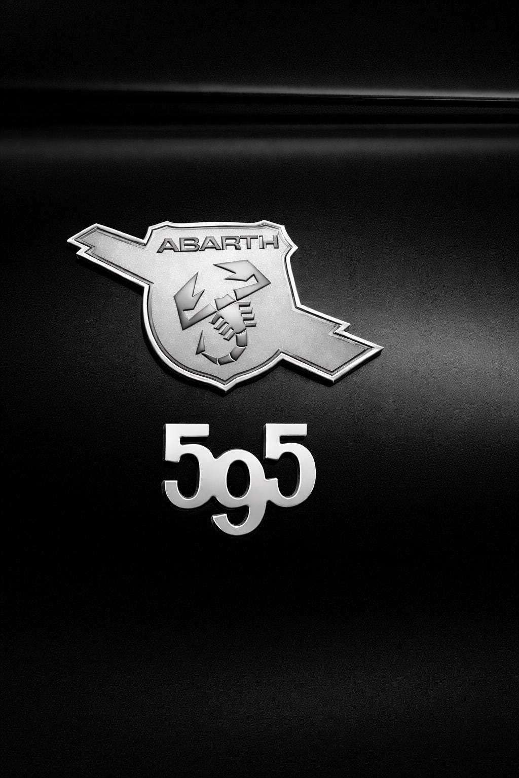 Fiat 500 Abarth Skorpion Emblem-Overlay Kotflügel – Wunschfarbe
