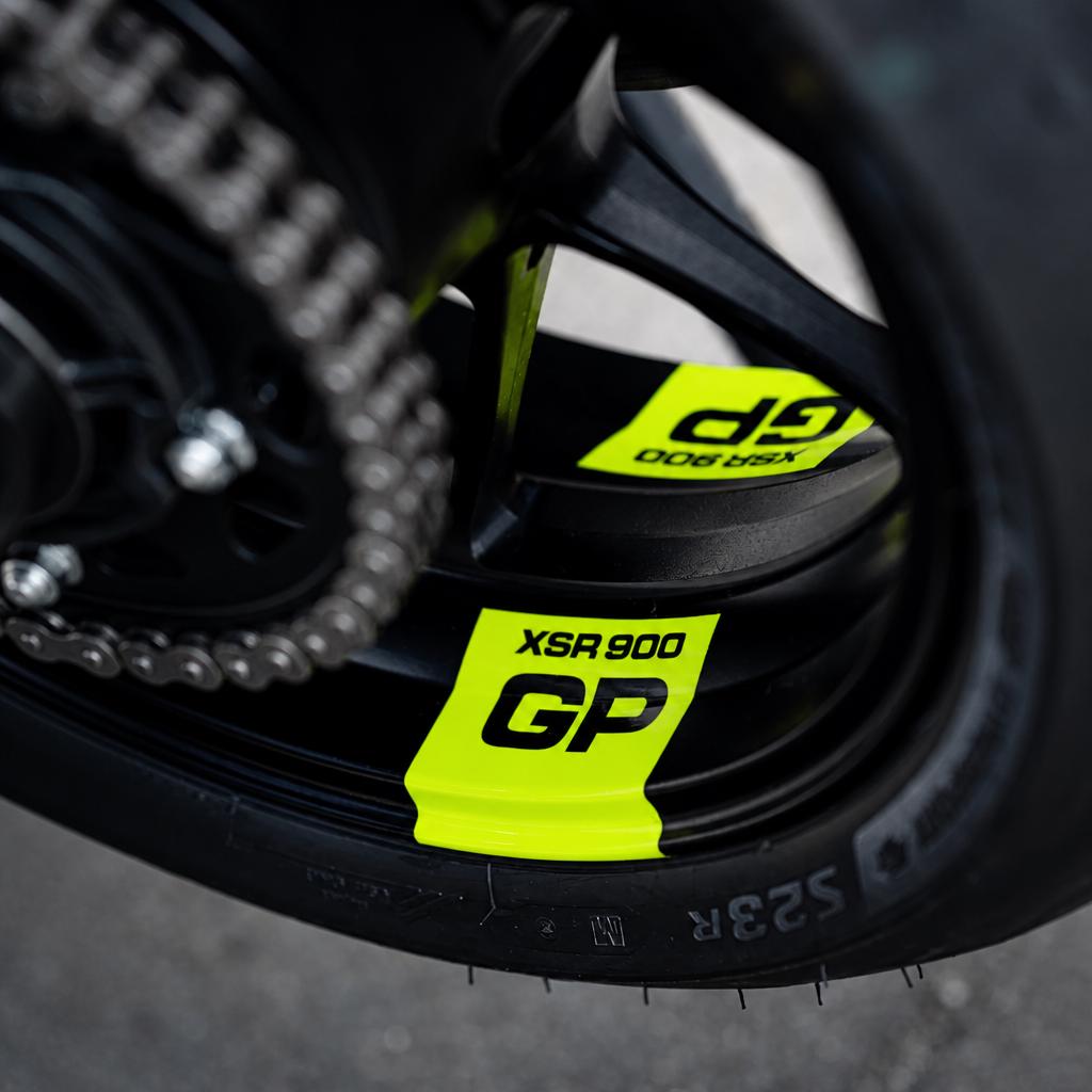Universal Felgenaufkleber für Motorräder – Racing-Look