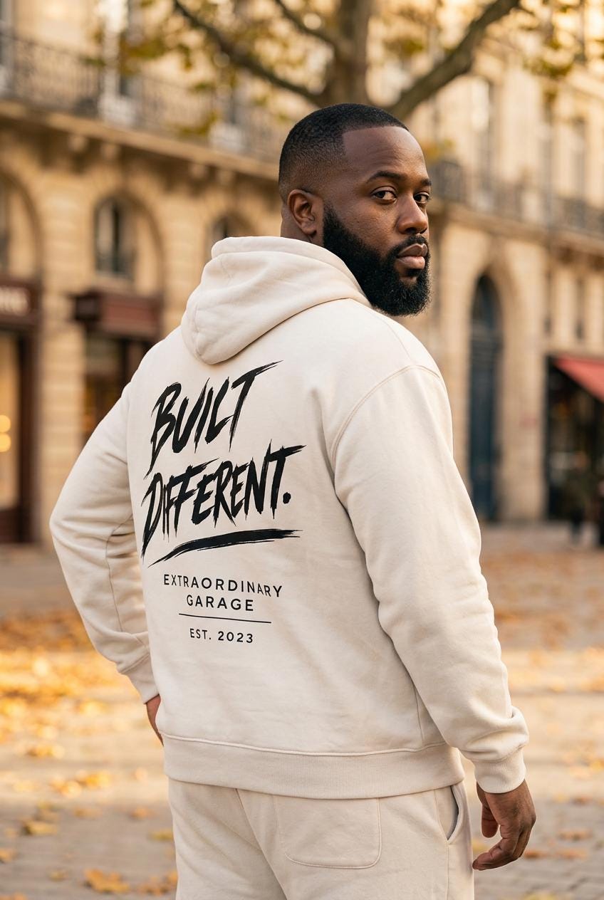 „Build Different“ Statement Shirt & Hoodie – Heavyweight Oversized