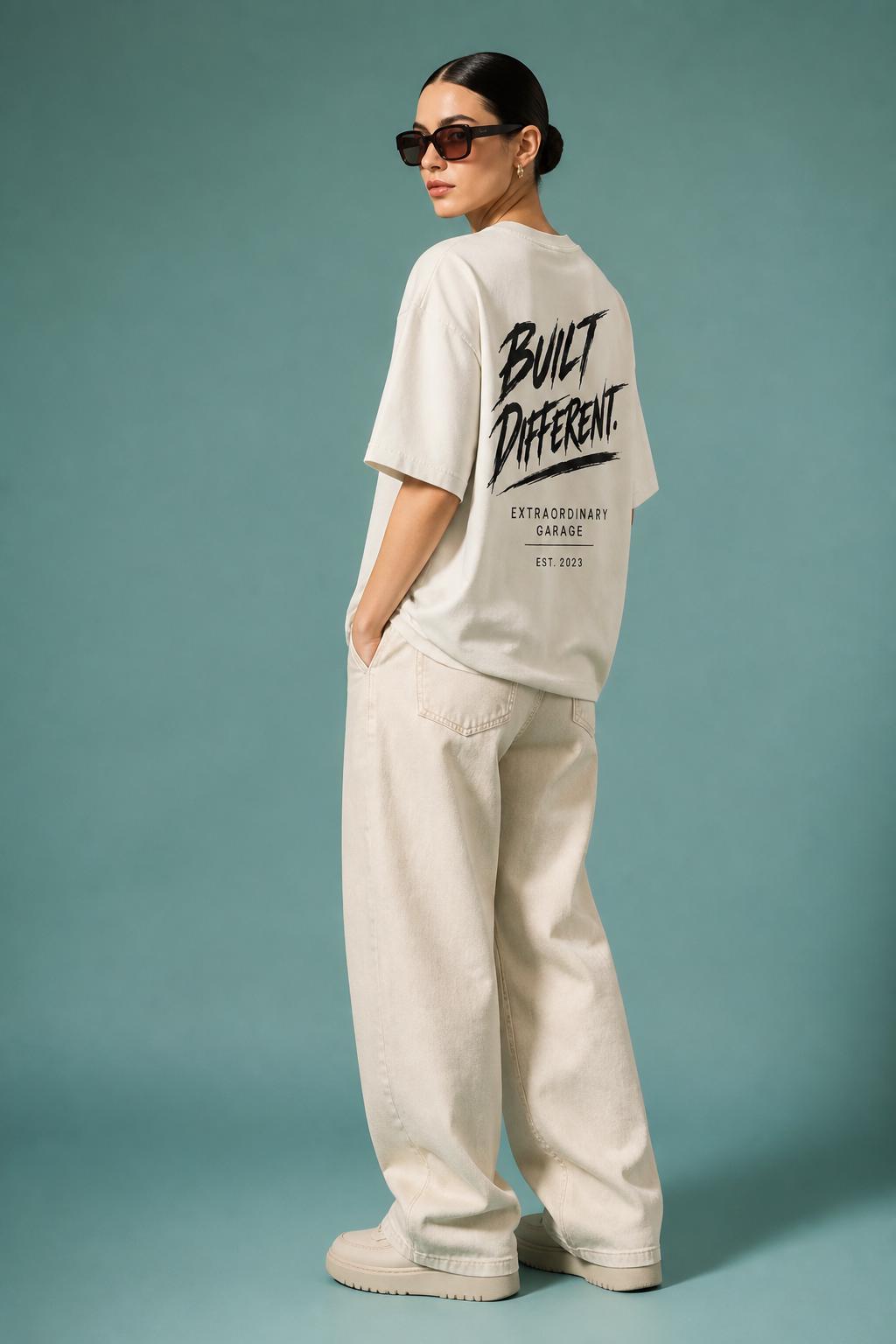 „Build Different“ Statement Shirt & Hoodie – Heavyweight Oversized