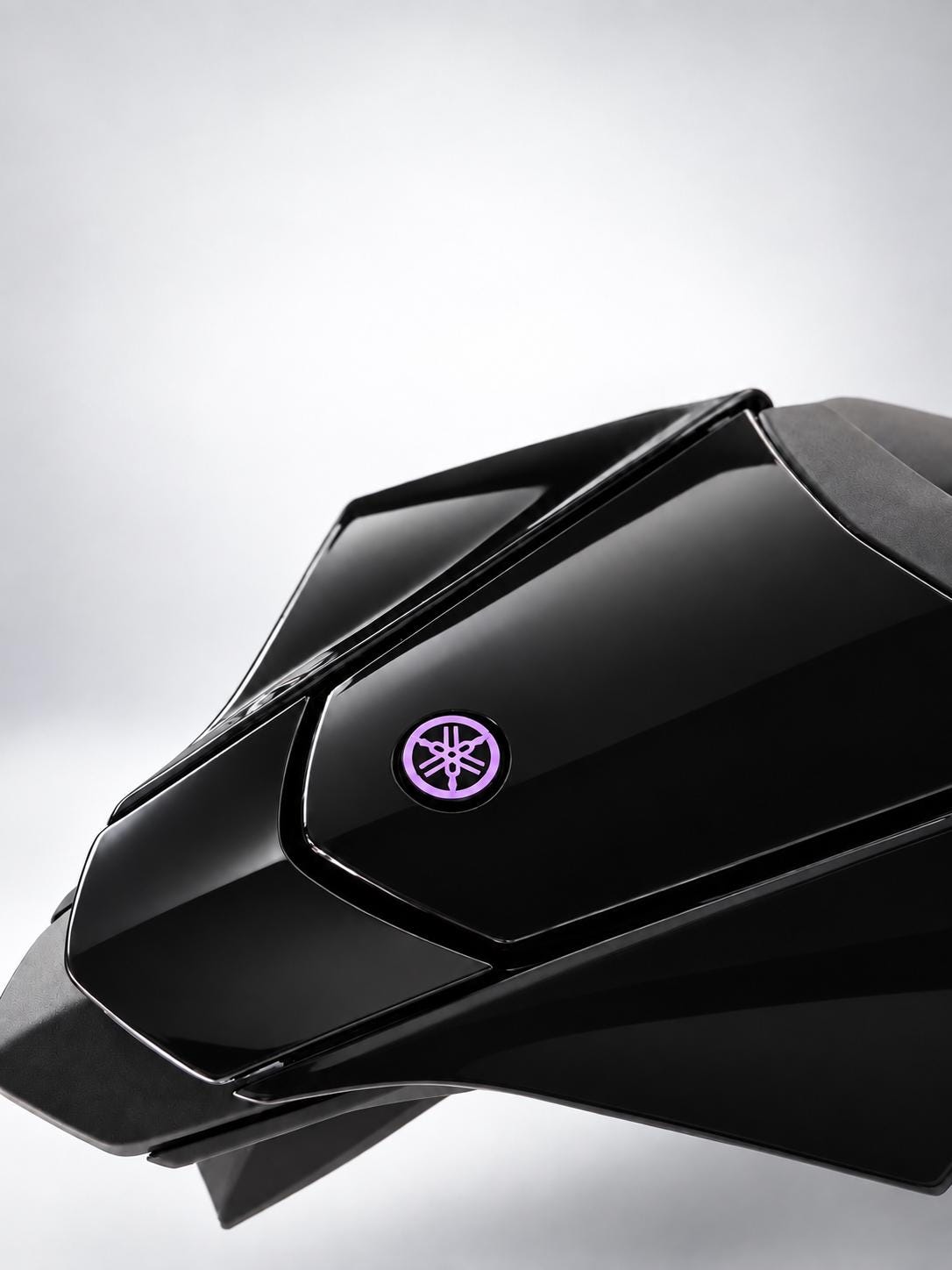 Tank-Emblem Overlay für Yamaha R- & MT-Modelle – Wunschfarbe