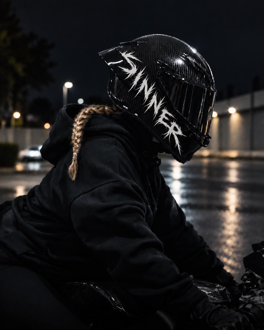 Helm-Aufkleber „Sünder“ – Neo-Tribal Schriftzug